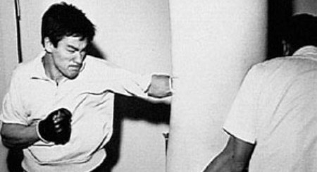 bruce lee training